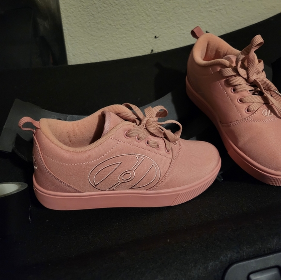 Heelys brand new - Picture 1 of 3